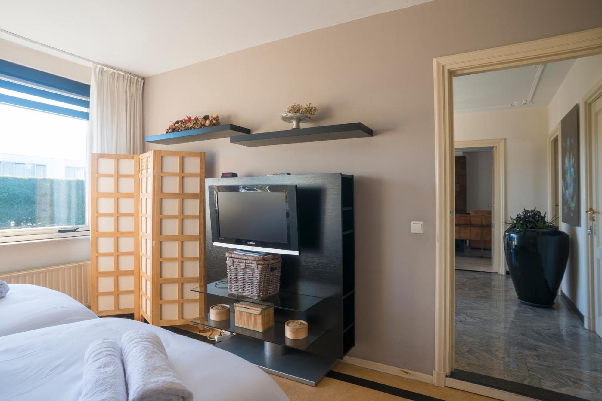 Xxl House With Free Parking & 3 Bedrooms Tilburg Eksteriør bilde