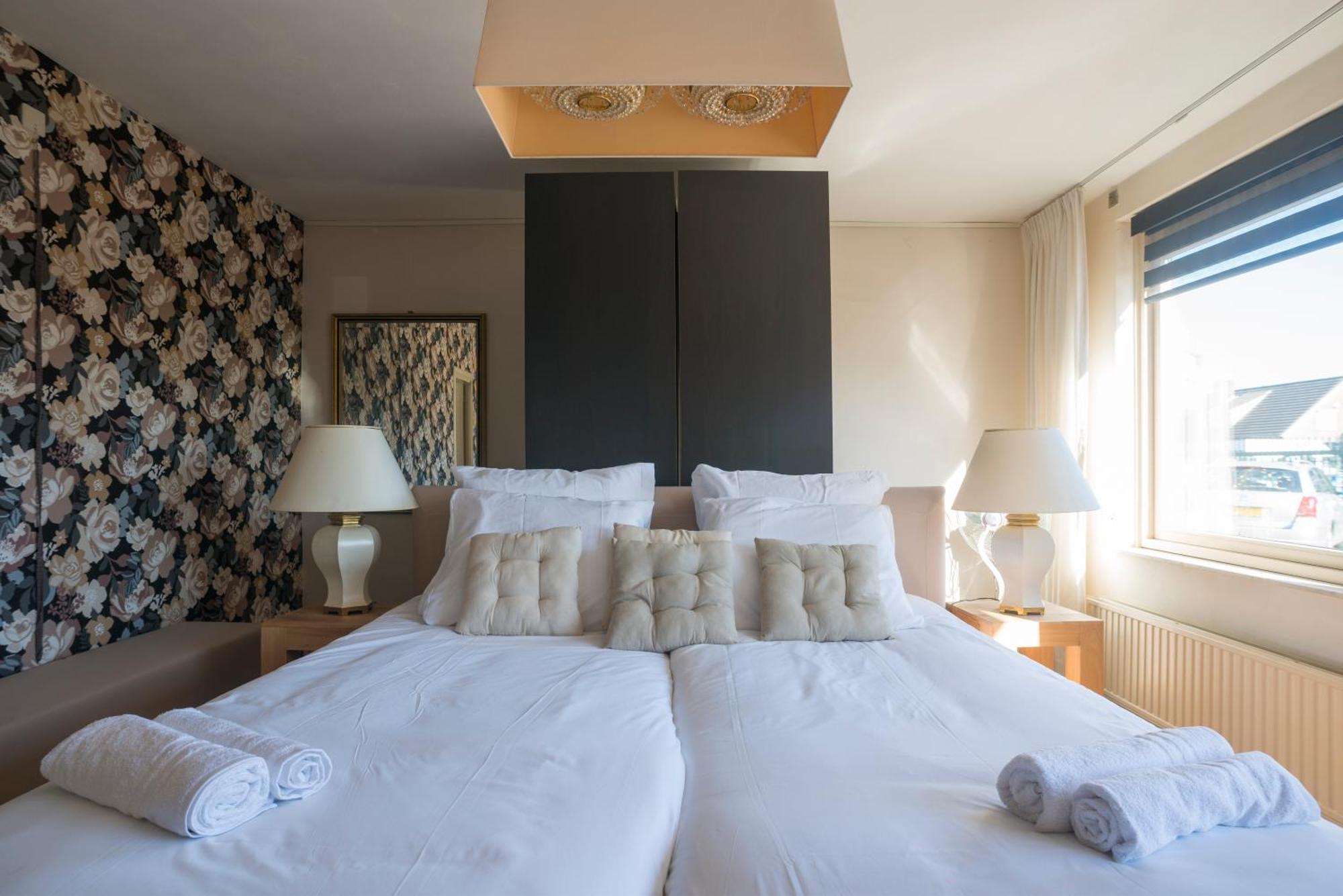 Xxl House With Free Parking & 3 Bedrooms Tilburg Eksteriør bilde